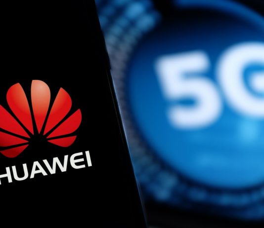 Huawei vs Samsung: Where Mobile Phones Meet Geopolitics
